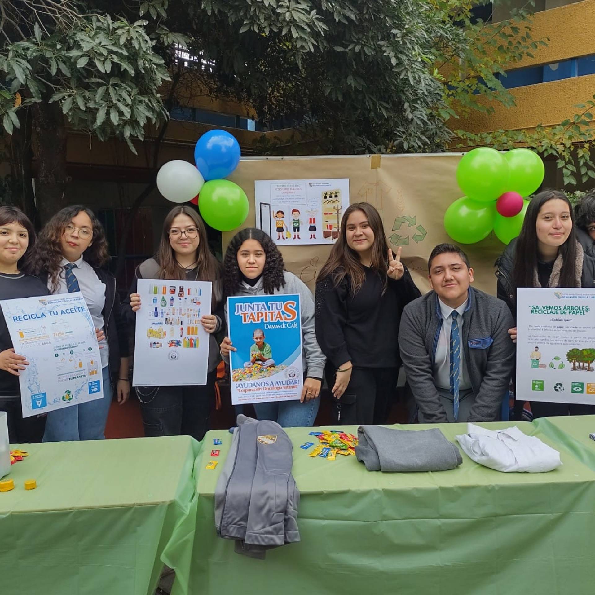 Liceo Industrial Bicentenario Benjamín Dávila Larraín celebra el Día Mundial del Reciclaje con diversas iniciativas para toda la comunidad educativa