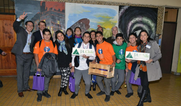 Junior Achievement Capacitó A Estudiantes De Cuarto Medio Del Liceo Bicentenario Industrial Vicente Pérez Rosales