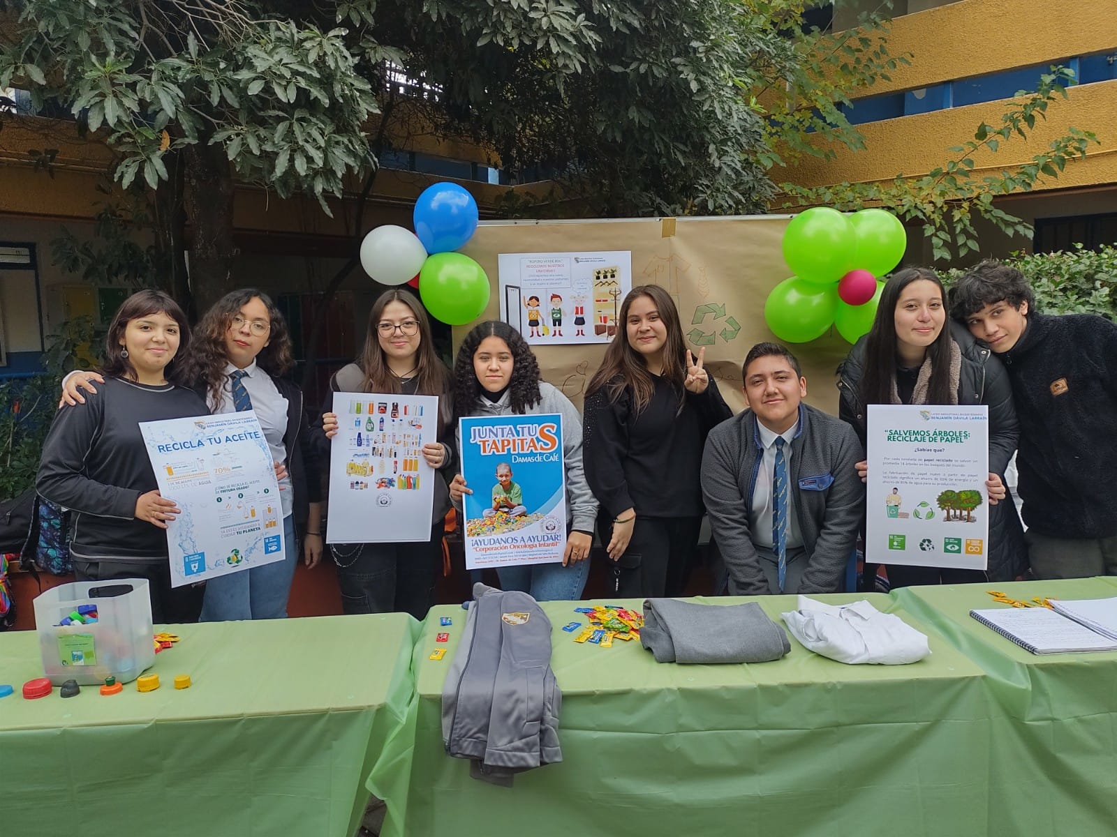 Liceo Industrial Bicentenario Benjamín Dávila Larraín celebra el Día Mundial del Reciclaje con diversas iniciativas para toda la comunidad educativa