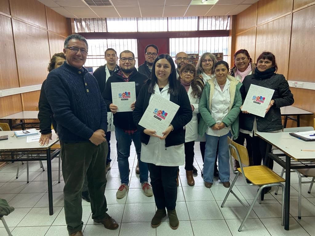 Docente de Historia del Liceo Industrial Bicentenario Benjamín Dávila Larraín obtiene el primer lugar en taller de Revoluz